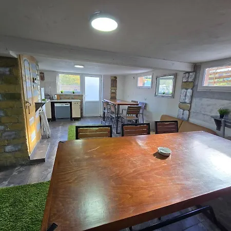 펜션 Rentigo Vikendica 11 11 Cardak With Pool Bbq And Nature View