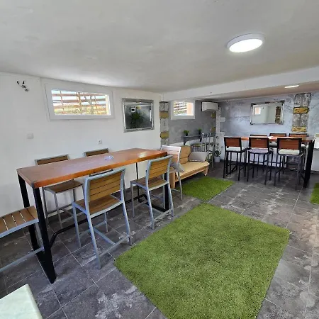 Rentigo Vikendica 11 11 Cardak With Pool Bbq And Nature View